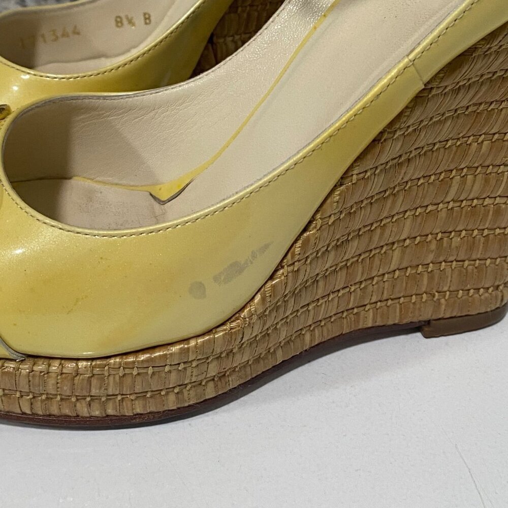 Gucci Horse-bit Patent Leather Ankle Strap Wedges in Pastel Yellow Size 8 1/2 - Picture 9 of 10